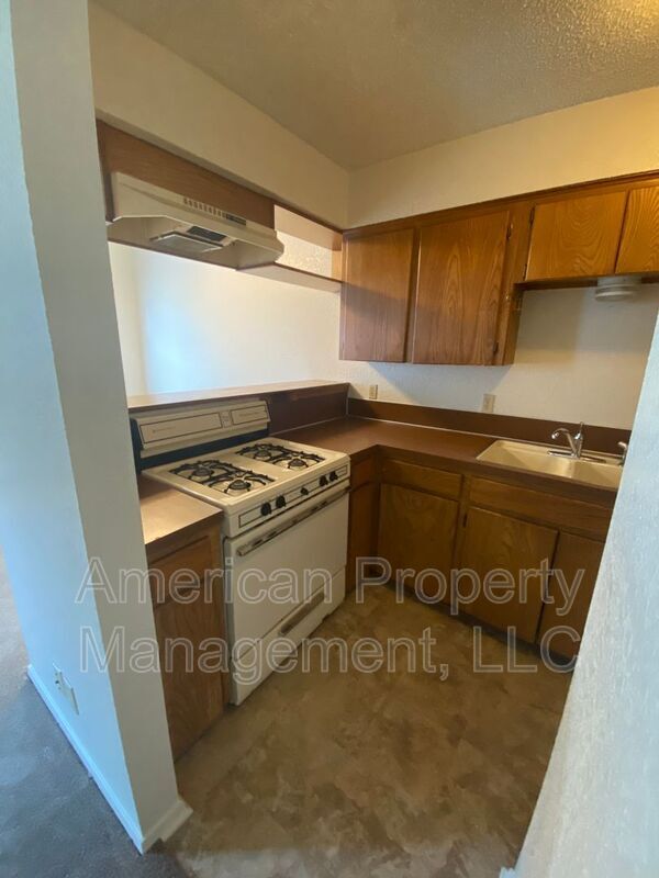 Photo - 2303 W Quantico St