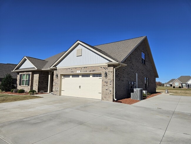 Photo - 112 Mergini Dr