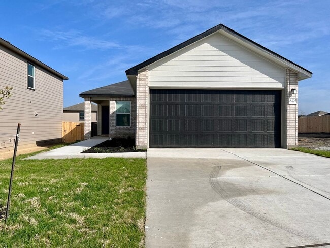 Photo - 3 Bedroom/2 Bath Skyview Subdivision