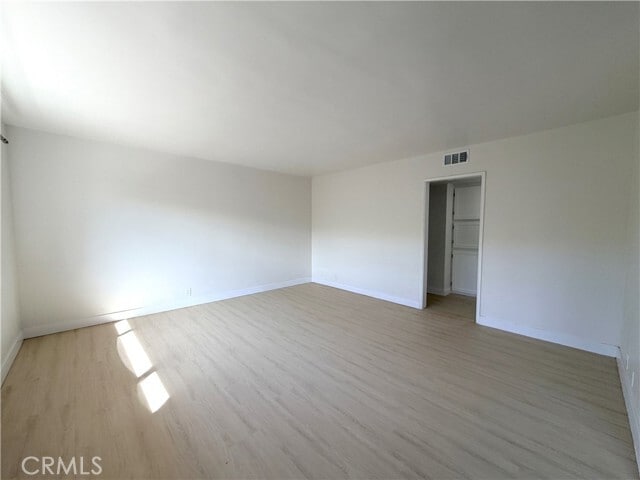 Photo - 11523 Menlo Ave Unidad D