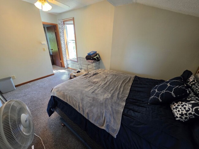 Photo - 927 E Grand Ave Unit 927 E Grand Ave -  4