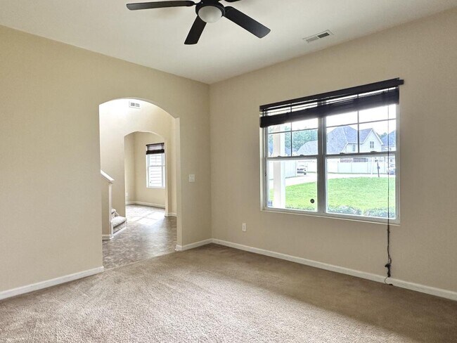 Photo - 1205 Peppermint Ct