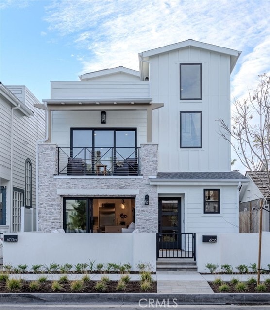 Photo - 603 Acacia Ave