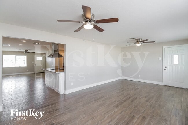 Photo - 3412 E Claire Dr