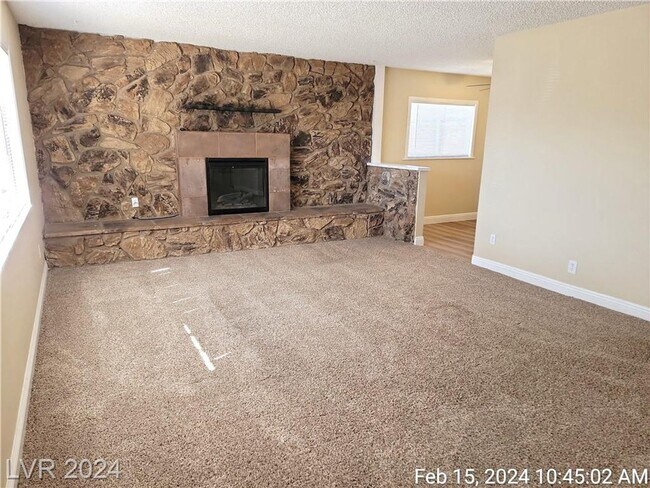 Photo - NORTHWEST SINGLE STORY WITH NO HOA!!!