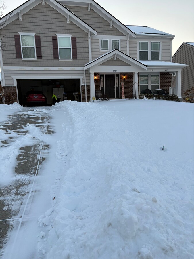 Photo - 2330 Treetop Ln