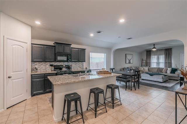 Photo - 744 Watson Wy