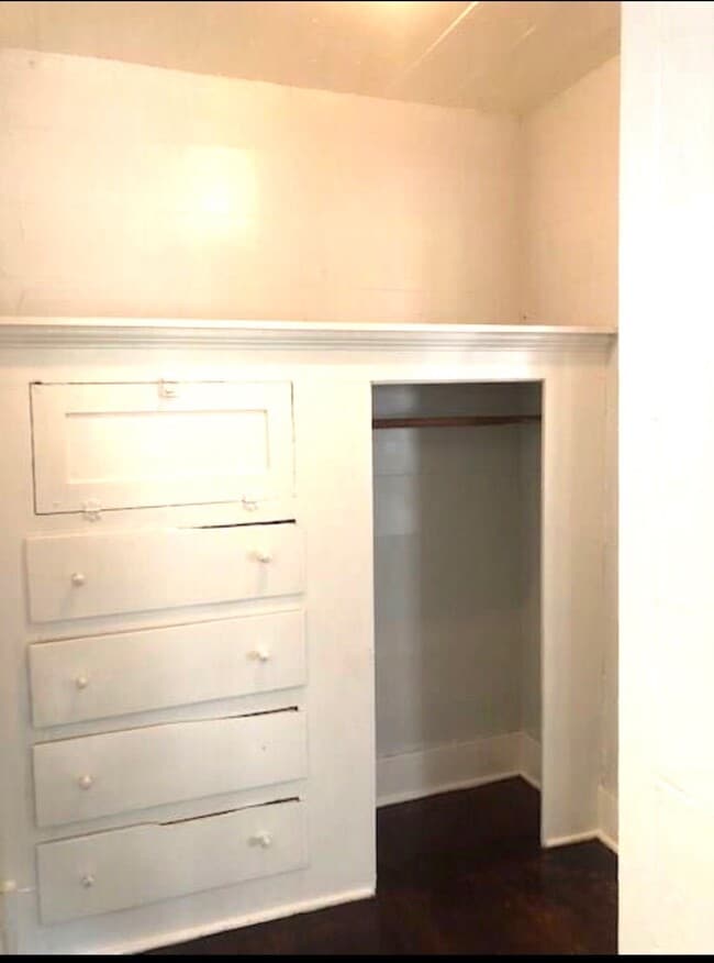 Photo - 1658 W Main St Unit 1