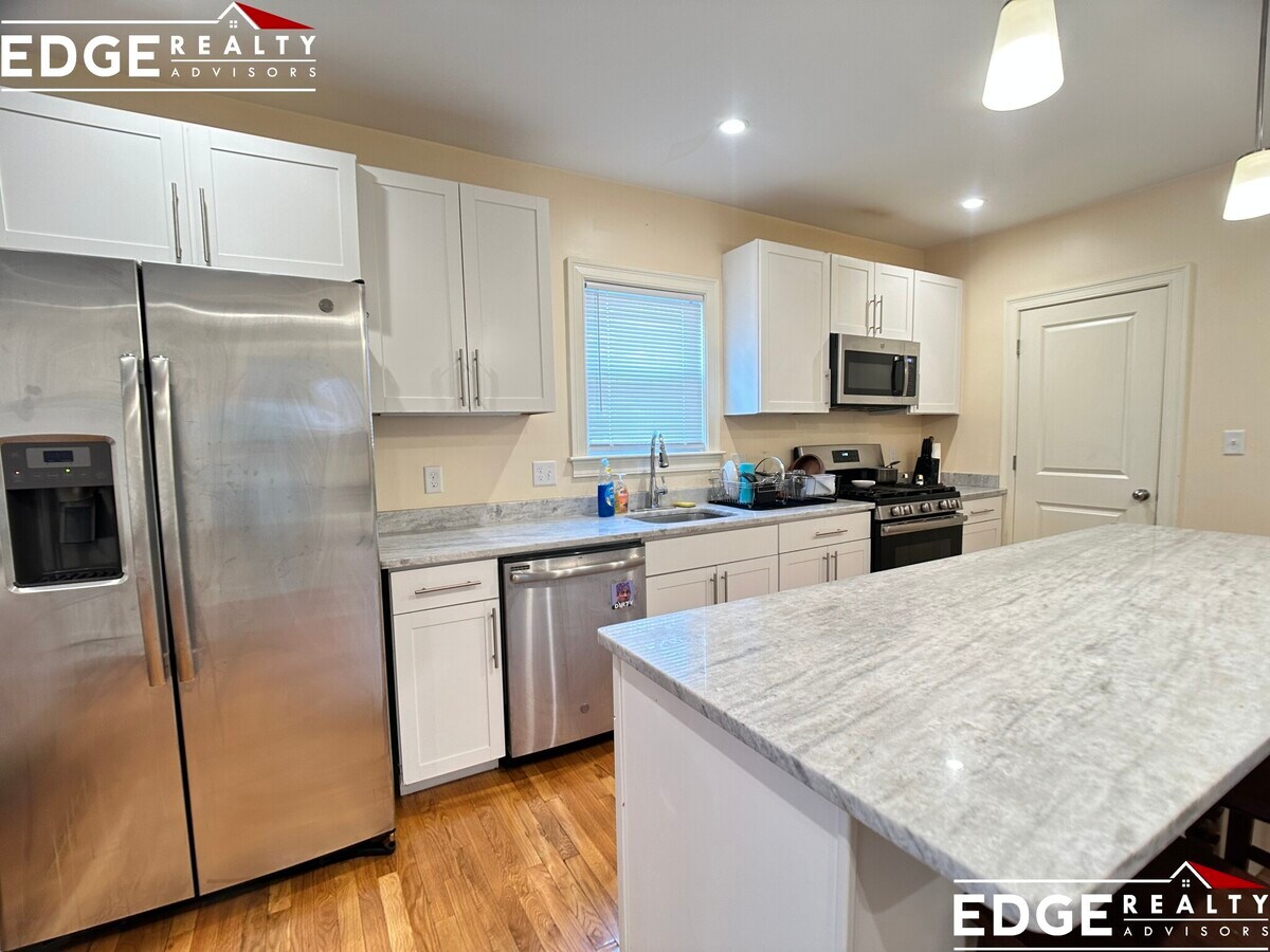 Photo - 54 Tremont St Unit 2