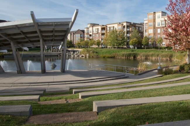 Photo - The Legends at Silver Lake Village 55+ Apa...