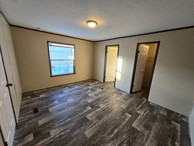 Photo - 5968 Georgia