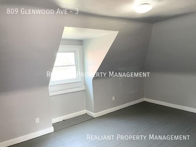 Photo - 809 Glenwood Ave Unit 3
