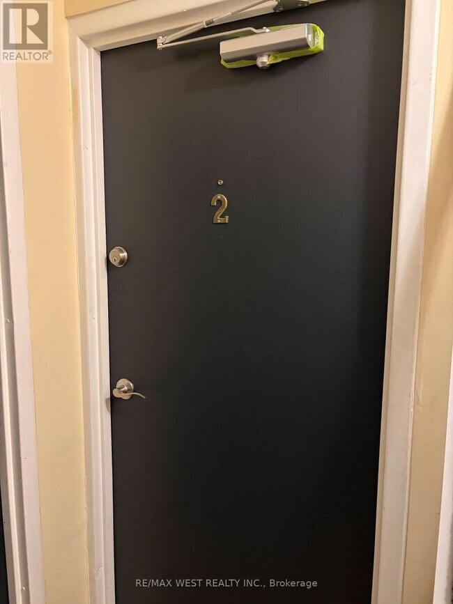Photo - 1538 King St W Unit #2