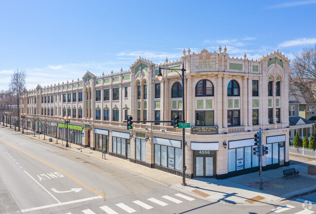 EXTERIOR - Issel Building Apartments