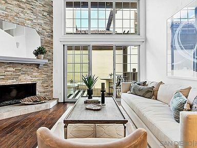 Photo - 8696 Villa La Jolla Dr