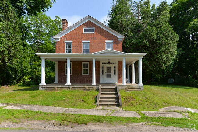 Building Photo - 15 Hawkins Rd Rental