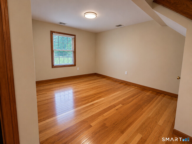 Photo - 505 E Main St