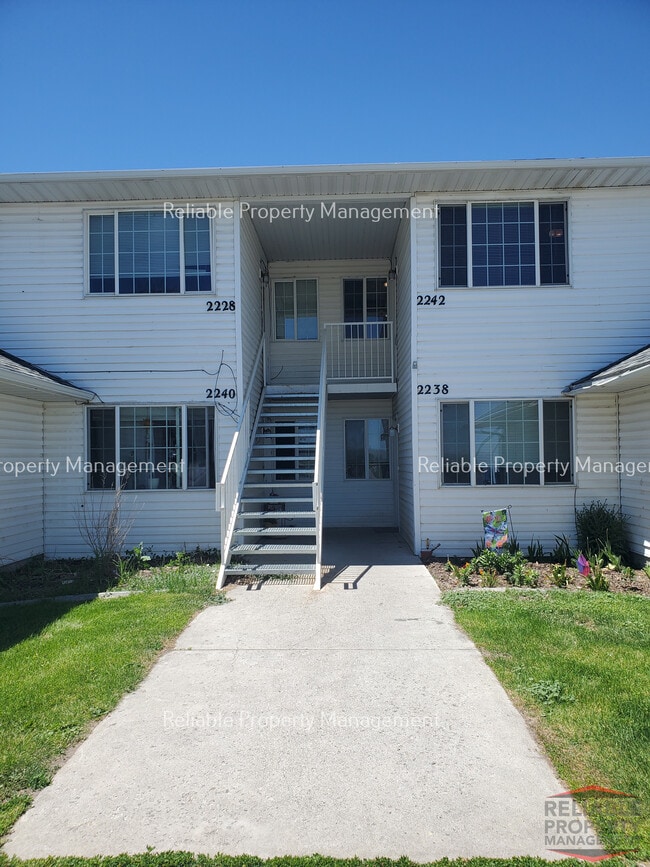 Building Photo - 2238 Meppen Dr