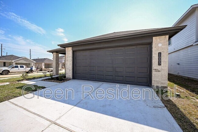 Photo - 1003 Maple Sunset Ct