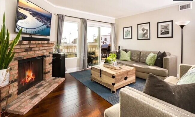 Photo - 2319 Curlew St