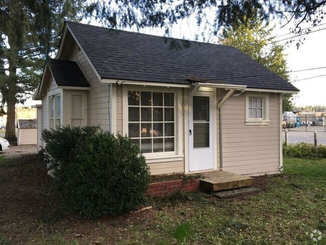 Building Photo - Charming Craftsman Style Home Parkland 1 b...