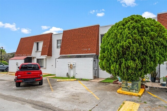 Photo - 319 NW 109th Ave Unit 3B