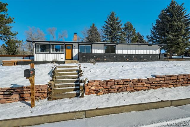Photo - 1424 Columbine Rd House