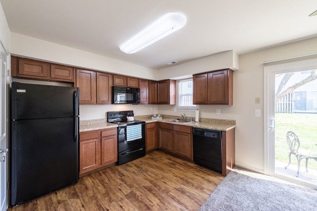 Photo - The Pointe at Harpers Mill