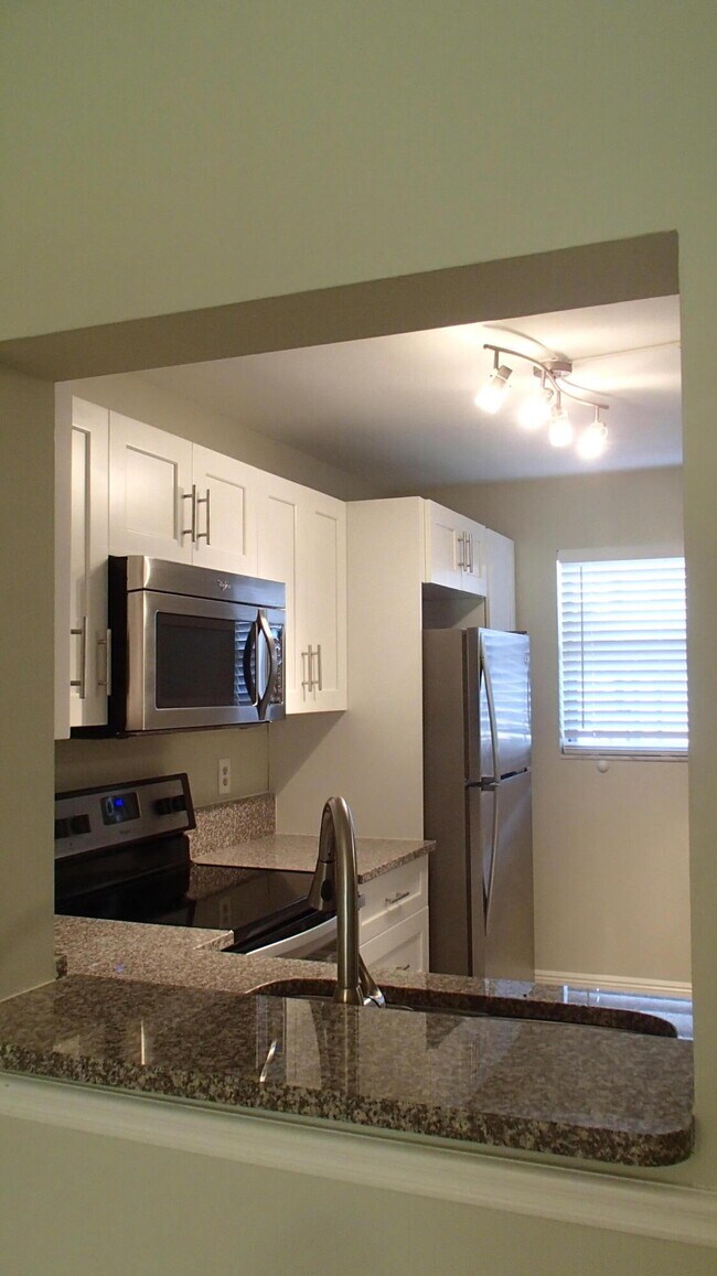 Photo - 2895 SW 22nd Ave Unit 1020