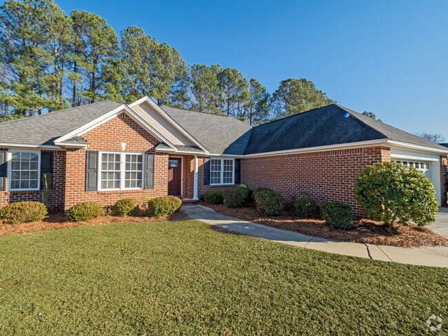 Building Photo - Available May 1st in popular Carolina Palms! Rental