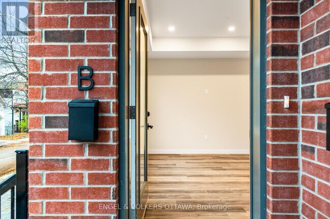 Photo - 193 Hopewell Ave Unité B