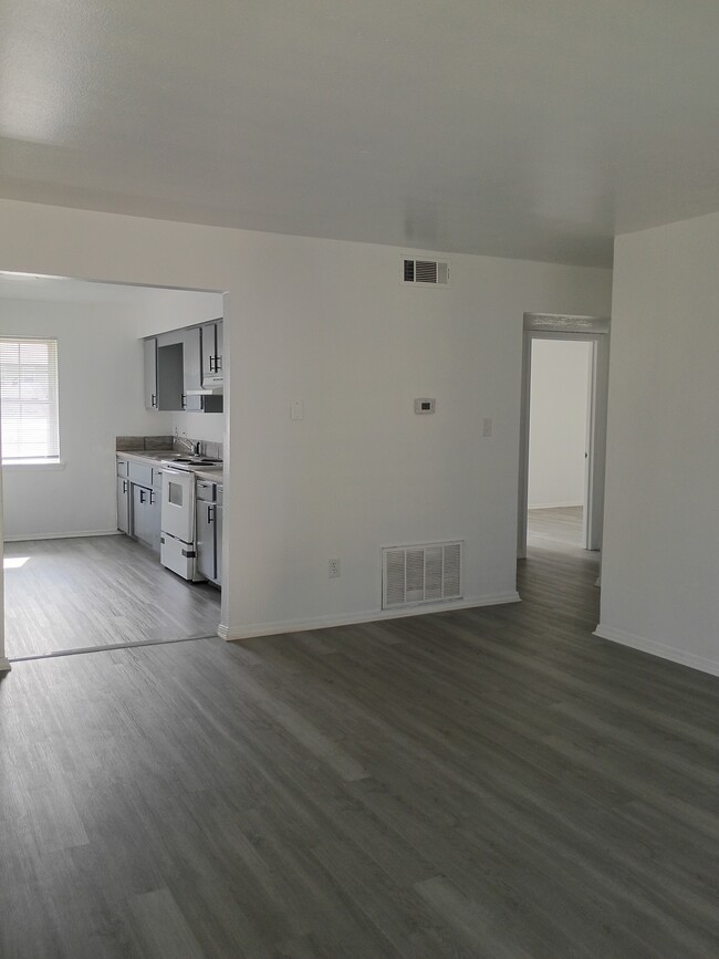 living room - 849 Elm Street Waldron AR