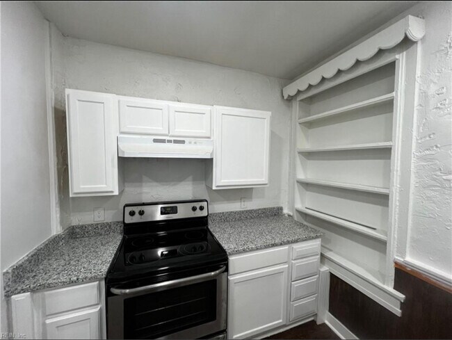 Photo - 1529 Vine St