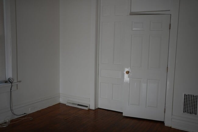 Photo - 660 Oak Hill Ave Unit 1 (Bottom)