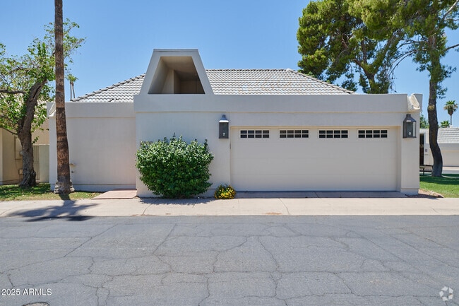 Building Photo - 5336 N 25th St Rental