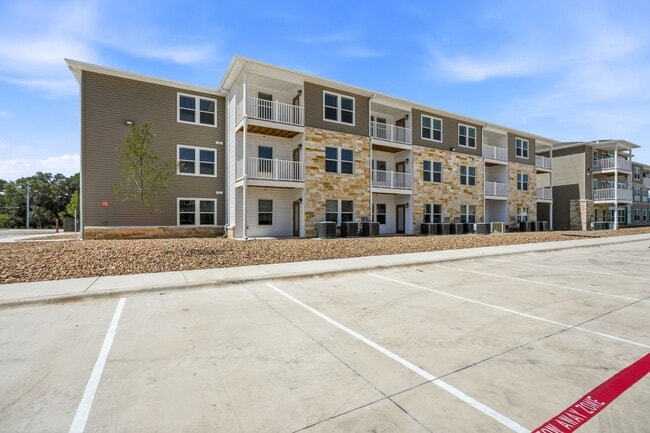 Cedar Bluff Apartments
