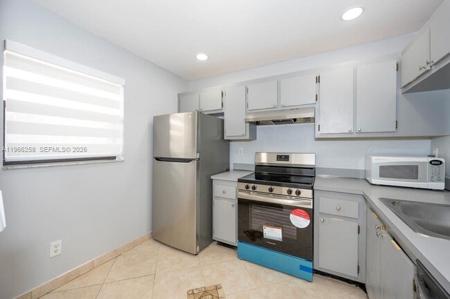 Photo - 10537 NW 11th St Unit 202