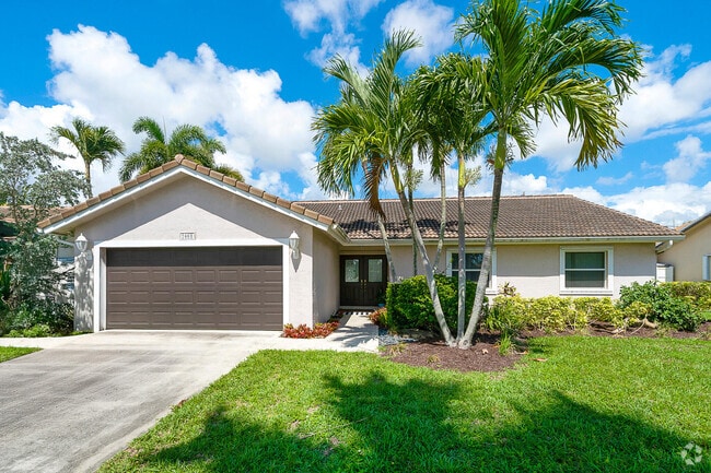 Building Photo - 7661 W Country Club Blvd Rental