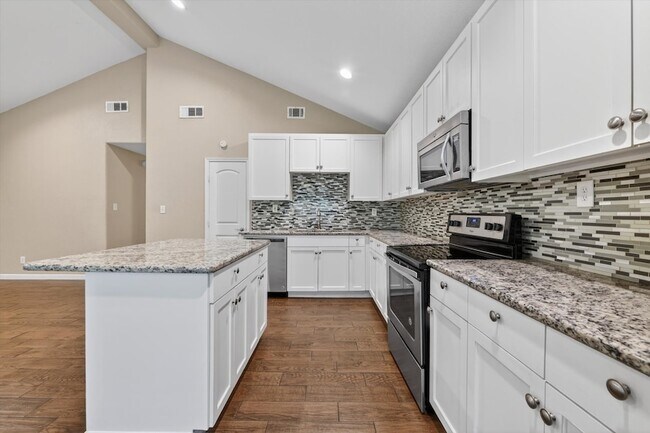 Photo - 2908 Mistywood Ln