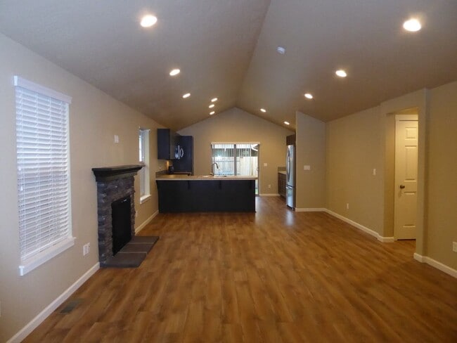 Photo - 21190 Capella Pl
