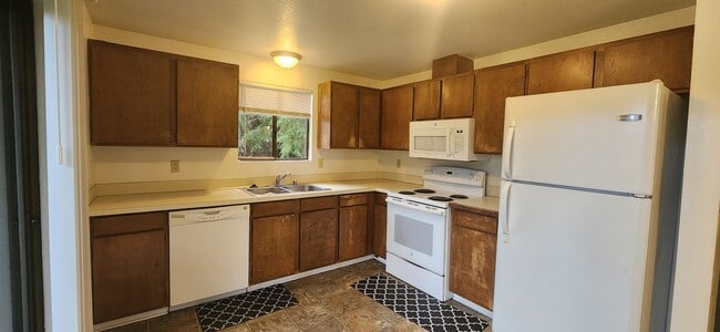 Photo - 622 91st Ave SE