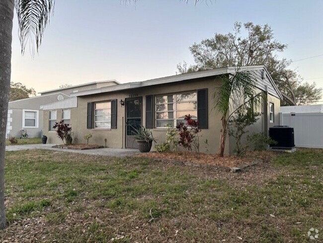 Building Photo - Completely Renovated Single Family Home wi...