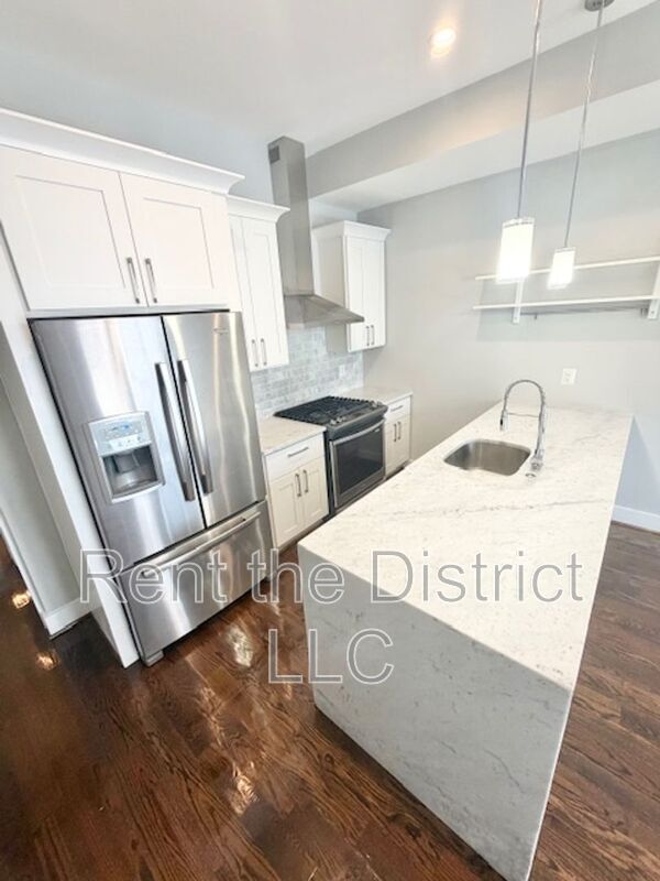 Photo - 913 12th St NE Unidad #2