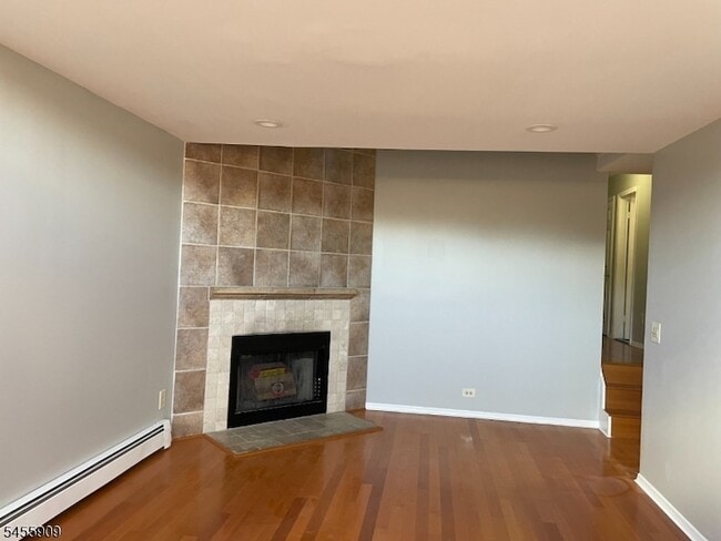 Photo - 1 Schindler Dr