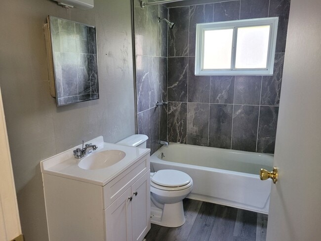 Photo - 1679 Smith Rd Unit 1679-D