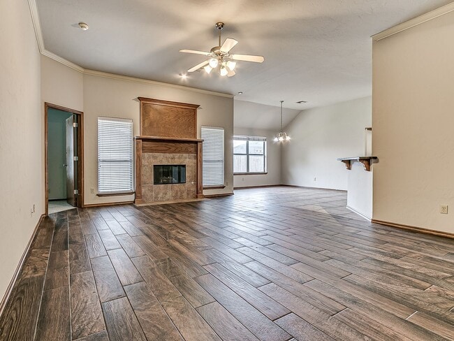 7432 NW 130th St