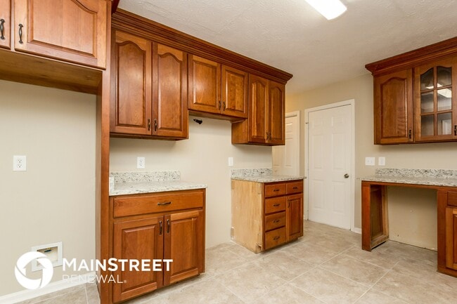 Photo - 4909 October Way NW