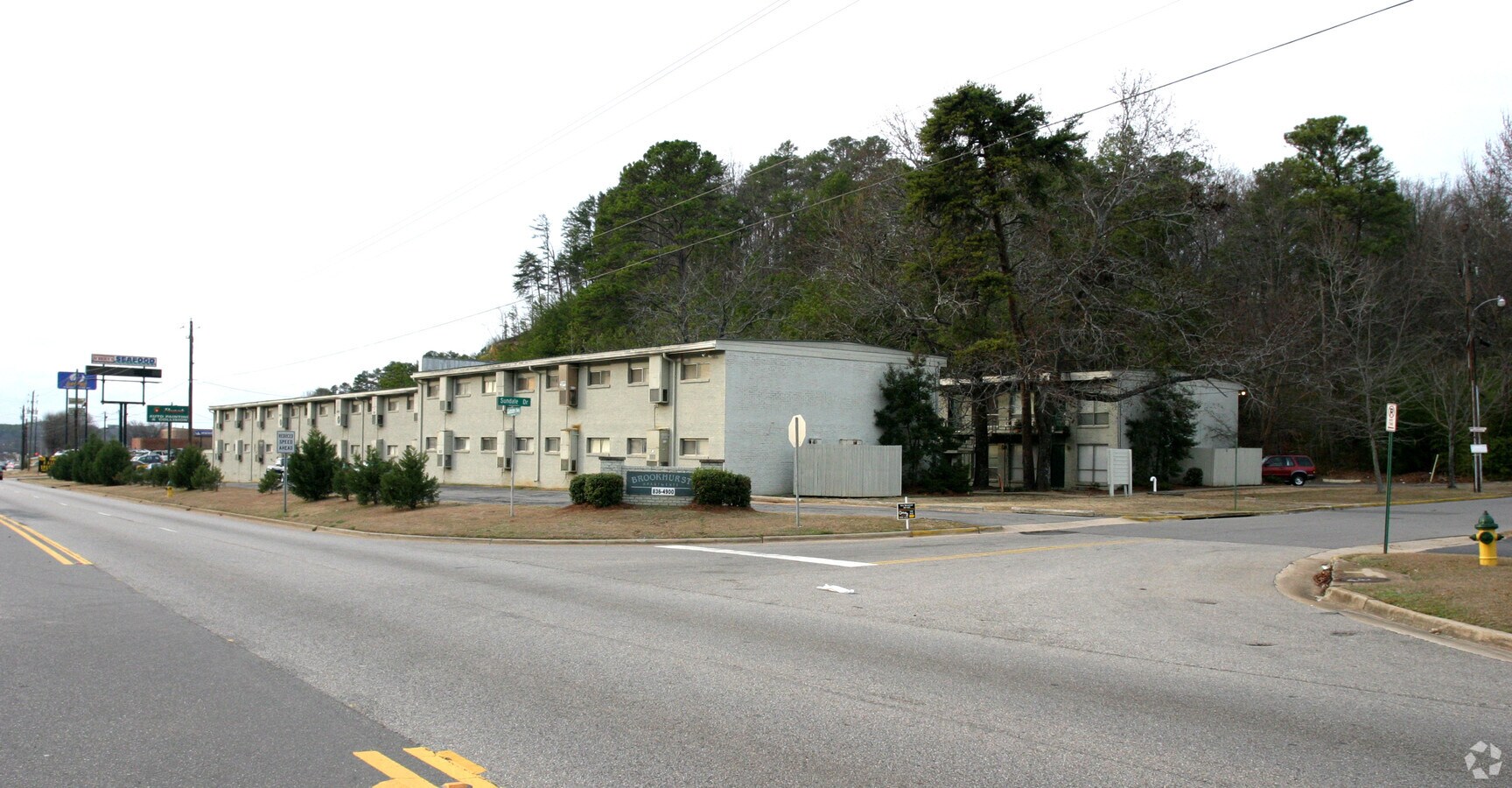 Brookhurst Apartments - Brookhurst Apartments