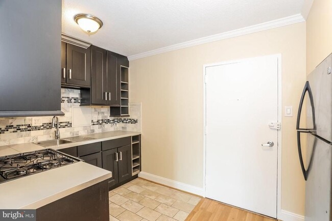 Photo - 240 M St SW Unidad E511