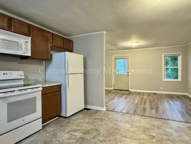 Building Photo - 2610 Dare St Rental